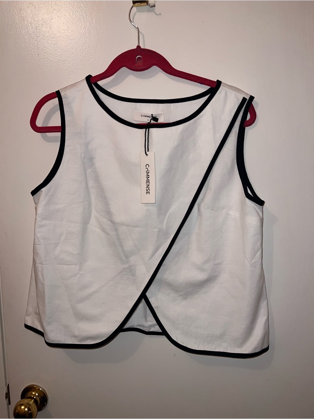 Commense white Top with Black Piping